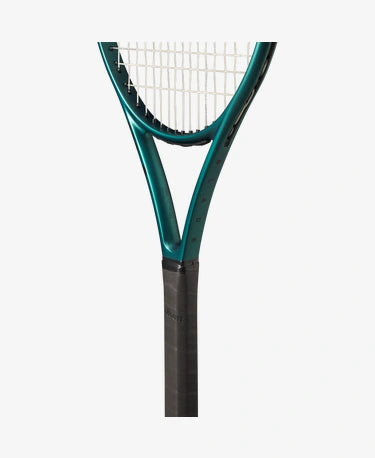 Wilson Blade 26 v9 (Comes already strung)